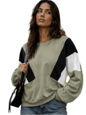 230:  KYE MI NWT SWEATSHIRT OLIVE (H36)